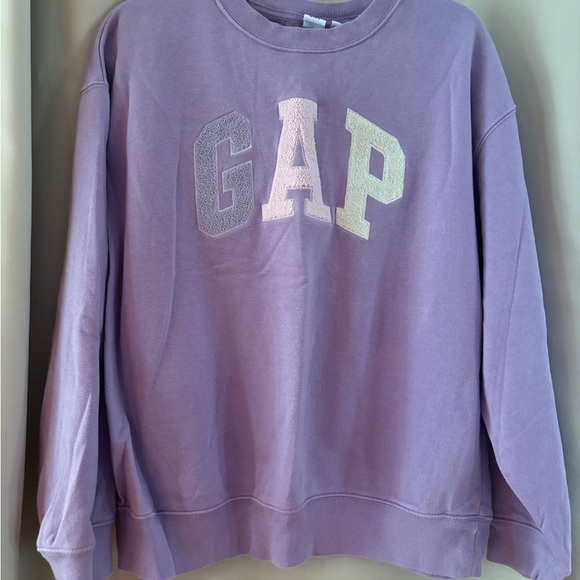 GAP Lavender Crewneck NWOT - Picture 1 of 6